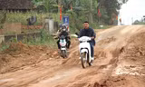 Đường 110 tỷ đồng chưa nghiệm thu đã xuống cấp, hư hỏng