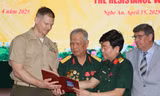 Những kỷ vật xoa dịu vết thương chiến tranh