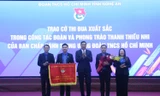 Tỉnh Đoàn Nghệ An nhận cờ thi đua đơn vị xuất sắc năm 2022 của T.Ư Đoàn