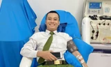 Hai cán bộ công an hiến máu cứu bé sơ sinh bị giảm tiểu cầu