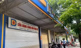 Phạt 15 triệu đồng cửa hàng xăng dầu đóng cửa, không bán cho khách