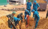 Phát hiện quả bom 350 kg còn nguyên kíp nổ khi cải tạo vườn
