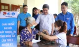 Tuổi trẻ Nghệ An hưởng ứng ngày hội Thầy thuốc trẻ làm theo lời Bác