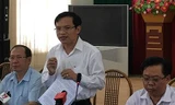 Ông Mai Văn Trinh chia sẻ với báo chí