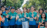 Dàn hoa hậu, nghệ sĩ chạy tại Bờ Hồ
