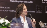 Huyền thoại Kenny G tích cực học tiếng Việt để giao lưu với khán giả
