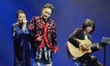 Khán giả xúc động với "khách mời đặc biệt" trong concert của Trung Quân
