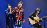Khán giả xúc động với "khách mời đặc biệt" trong concert của Trung Quân