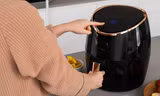 Mỹ thu hồi hàng trăm nghìn nồi chiên không dầu do có thể gây nguy hiểm cho người dùng