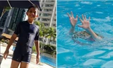 Em bé ở Malaysia suýt đuối nước do mẹ mải xem điện thoại, may một cậu bé 11 tuổi nhìn thấy