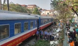 Hà Nội: Người đàn ông đi xe máy tử vong sau va chạm với tàu hỏa