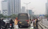 Hà Nội: Nữ tài xế xe máy tử vong tại chỗ sau va chạm với xe limousine