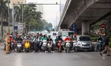 Cục CSGT lý giải băn khoăn 'bỏ đếm giây đèn tín hiệu giao thông dễ bị xử phạt'