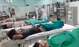 Các công nhân bị thương đang được điều trị tại Bệnh viên Đa khoa tỉnh Kon Tum