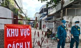 Nhiều khu dân cư ở TPHCM bị phong tỏa liên quan đến COVID-19.
