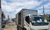 Tài xế xe tải chở 6 F0 trong thùng.