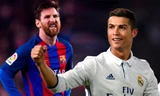 Ronaldo vượt Messi trong cuộc đua kiếm tiền
