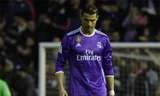 Bàn gỡ của Ronaldo không thể giúp Real thoát thua. Ảnh: Reuters