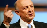 James Woolsey, người vừa từ chức trong đội chuyển giao quyền lực của ông Trump. Ảnh: AP.
