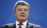 Tổng thống Ukraine Petro Poroshenko đề nghị thực thi một lệnh ngừng bắn thực sự tại Donbass. Ảnh: AFP/TTXVN.