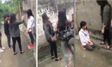 Nhóm nữ sinh cấp 3 liên tiếp đánh đập, mắng chửi và bắt nữ sinh lớp 8 quỳ xuống xin lỗi.