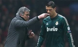 Lộ chuyện Mourinho xin lỗi Ronaldo vì vạ miệng