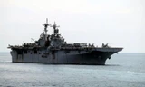 Tàu USS Boxer LHD của Mỹ ở ngoài khơi bang Goa của Ấn Độ. Ảnh: Reuters