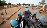 Cảnh sát Senegal phục vụ MINUSMA tuần tra đường phố Gao, Mali. Ảnh: UN