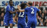Ramires (trái) thuở còn khoác áo Chelsea.