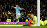 Sergio Aguero ghi bàn quyết định, vừa đủ giúp Man City vượt qua bán kết. Ảnh: Reuters.