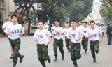 Tuổi trẻ Quân đội sôi nổi hưởng ứng giải chạy 'Tiếp lửa truyền thống'