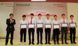 Toyota Việt Nam tiếp tục trao học bổng cho sinh viên kỹ thuật