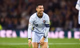 Ronaldo hóa 'chân gỗ', tuyển Bồ Đào Nha bất lực bị chia điểm