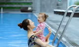 Lan Phương khoe con gái cưng 22 tháng tuổi đã biết hết mặt chữ cái 