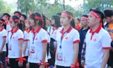 Sinh viên Đại học Y Dược Thái Bình hưởng ứng Chủ nhật Đỏ. Ảnh: Xuân Tùng