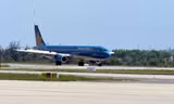 Chuyến bay của Vietnam Airlines hạ cánh khẩn cấp để cấp cứu hành khách