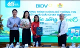 BIDVRUN – cho cuộc sống xanh 2022 góp 8,2 tỷ xây nhà vượt lũ, trồng cây 