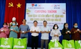 Tây Ninh cấp gần 18 ngàn 400 thẻ BHYT cho người thuộc hộ nghèo, hộ cận nghèo