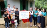 Bàn giao nhà tình nghĩa, BIDV lan tỏa yêu thương đến người nghèo ở Yên Bái