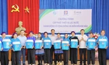 Petrolimex tặng bình lọc nước cho người dân 2 huyện của Lào Cai