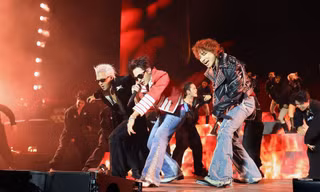 So sánh giá vé concert BIGBANG tại Hà Nội với các nước khác, fan cẩn thận web giả