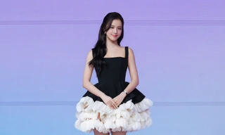 Lí do Jisoo ẵm giải tại Liên hoan phim Cannes 2026, chủ nhân trước là ai?