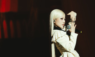 Phùng Khánh Linh rực rỡ giữa 4.000 khán giả, xứng đáng làm tour xuyên Việt