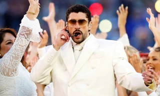 Bad Bunny biến sân khấu Super Bowl Halftime Show thành “Puerto Rico thu nhỏ”