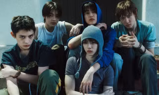 CORTIS trở lại với REDRED, khiến fan xuýt xoa vì sáng tác và đạo diễn cho MV mới