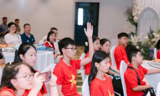 Chung kết Trạng Nguyên tuổi 13: 100 thí sinh gỡ bỏ áp lực, kết nối trước khi đối đầu