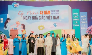 Giáo viên, học sinh Tiểu học Đoàn Thị Điểm tôn vinh nhà giáo qua trường ca đặc biệt
