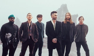 Maroon 5 bắt tay cùng Lisa và loạt ngôi sao toàn cầu, album mới có hết "flop"?