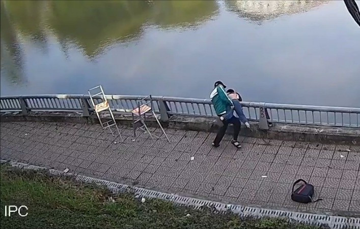 Hiện trường nơi xảy ra vụ việc. 14892.jpg