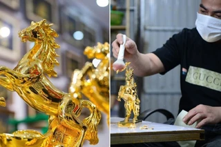 Ngựa mạ vàng 24K hàng chục triệu đồng: Vì sao giá cao, mua rồi liệu có giữ giá?